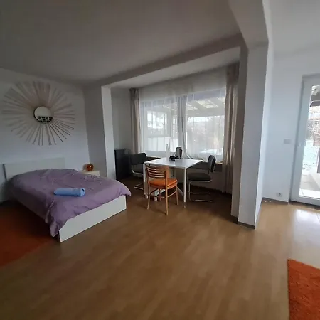 Δωμάτια σε οικογενειακή κατοικία Urban Comfort Όσναμπρουκ